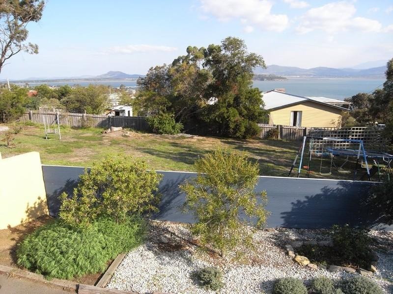 7 Vancouver Street, Midway Point TAS 7171