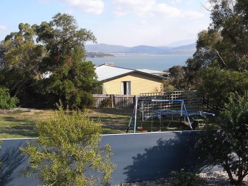 7 Vancouver Street, Midway Point TAS 7171