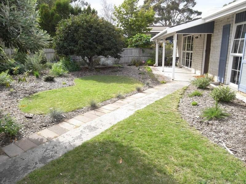 6 Mannata Street, Lauderdale TAS 7021