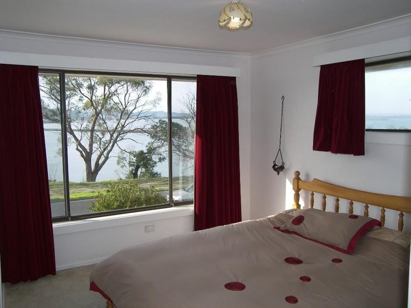30 Lake Vue Parade, Midway Point TAS 7171