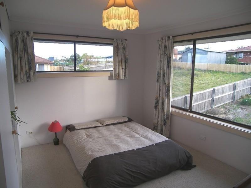 30 Lake Vue Parade, Midway Point TAS 7171