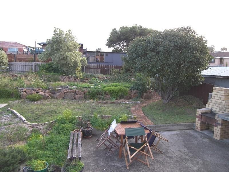 30 Lake Vue Parade, Midway Point TAS 7171