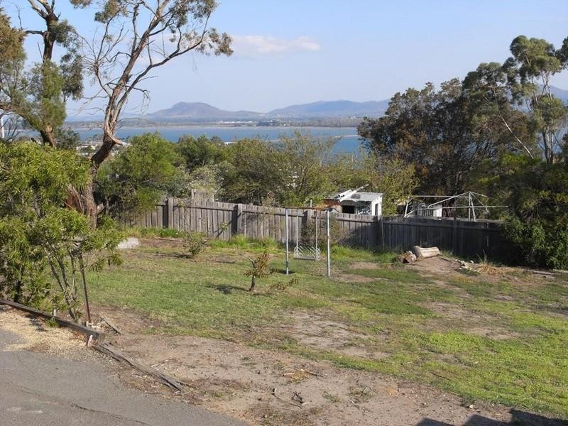 5 Vancouver Street, Midway Point TAS 7171