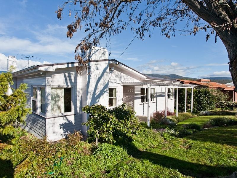 61 Derwent Terrace, New Norfolk TAS 7140