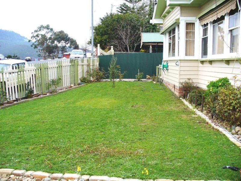 9 Hillside Crescent, New Norfolk TAS 7140