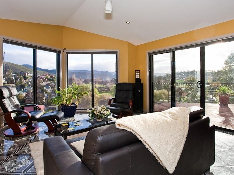 4 Lady Franklin Court, New Norfolk TAS 7140