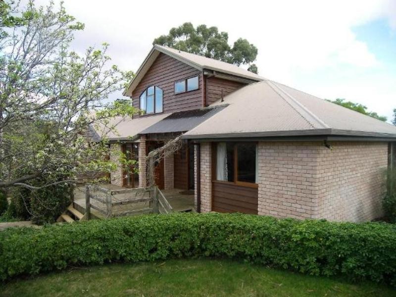 2a Robin Court, Lindisfarne TAS 7015