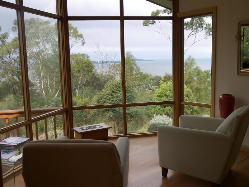 77 Coolamon Road, Taroona TAS 7053