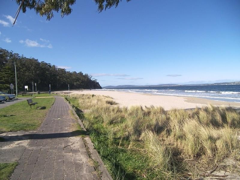 7 Osborne Esplanade, Kingston Beach TAS 7050