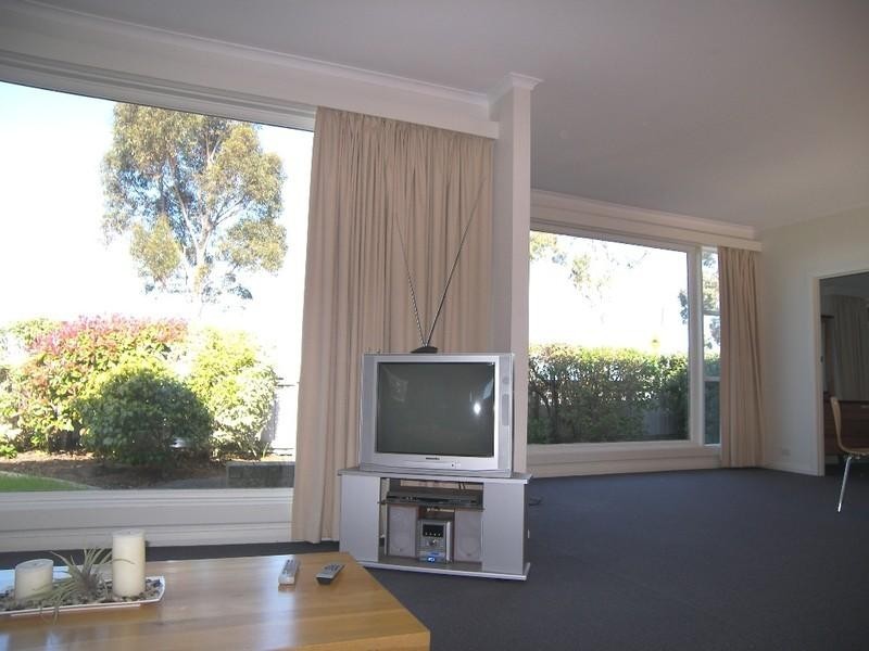 7 Osborne Esplanade, Kingston Beach TAS 7050