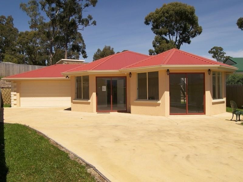 7 Plum Tree Close, Huonville TAS 7109