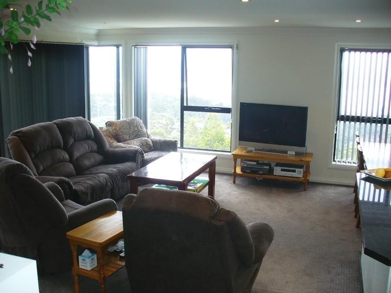 2/18 Woodcutters Road, Tolmans Hill TAS 7007