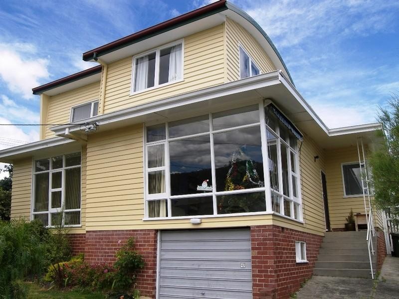 18 Greenacres Road, Geilston Bay TAS 7015