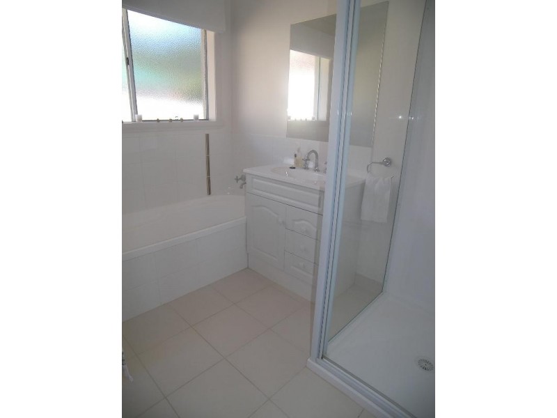 2/3 Bateman Court, Claremont TAS 7011