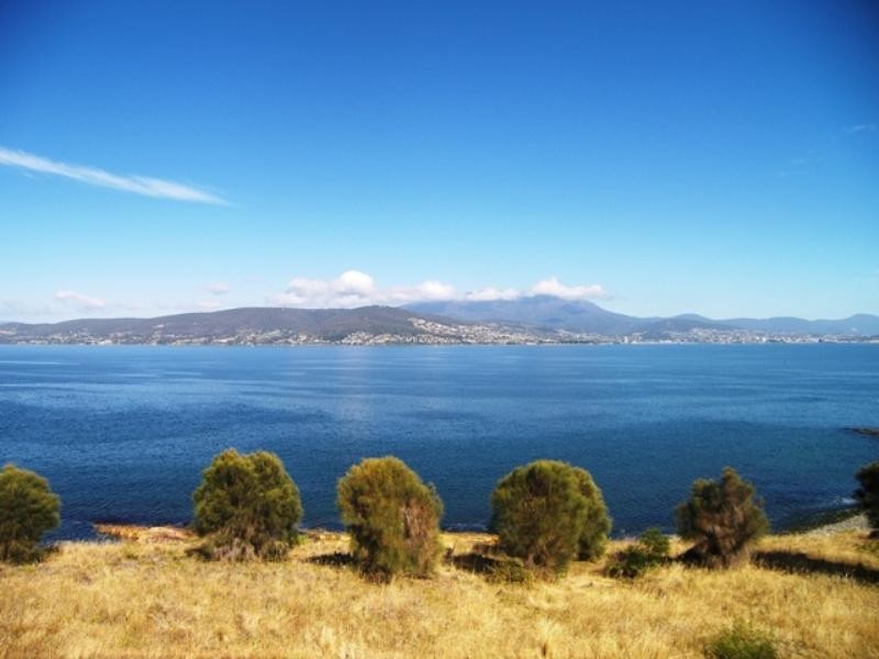 10 Vaughan Court, Tranmere TAS 7018