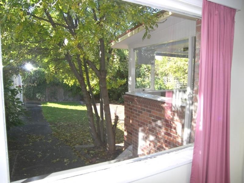 2 Crisp Street, Sandy Bay TAS 7005