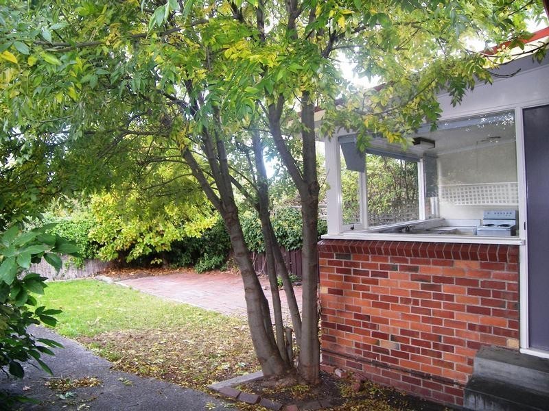 2 Crisp Street, Sandy Bay TAS 7005