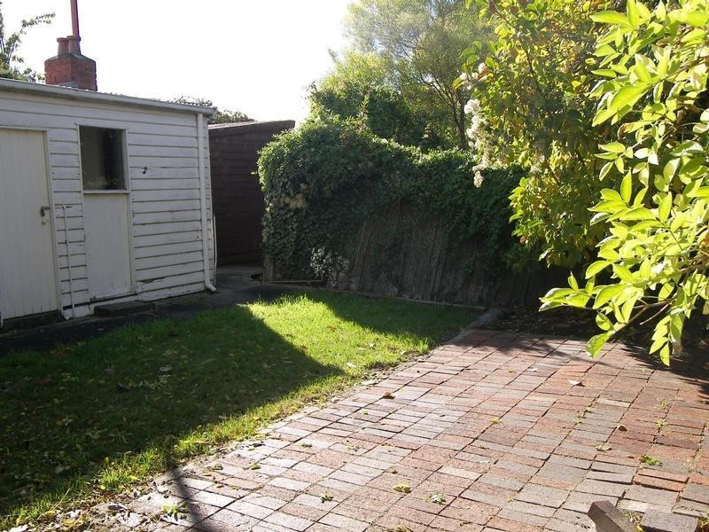 2 Crisp Street, Sandy Bay TAS 7005