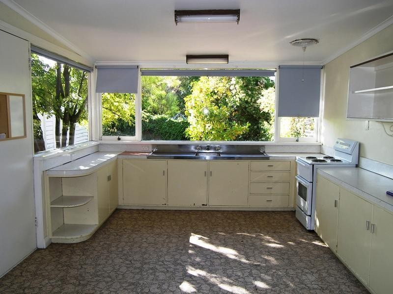 2 Crisp Street, Sandy Bay TAS 7005