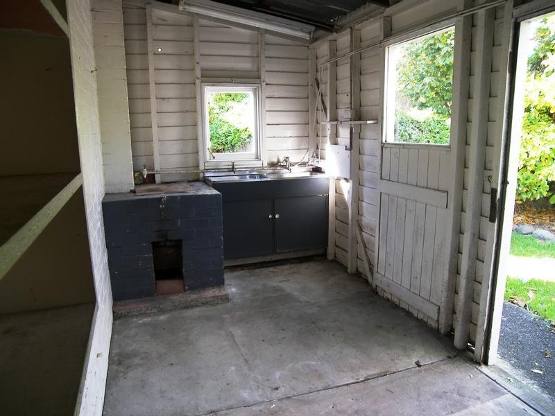 2 Crisp Street, Sandy Bay TAS 7005