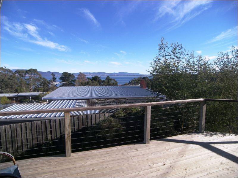 9 Paneminner Street, Dodges Ferry TAS 7173