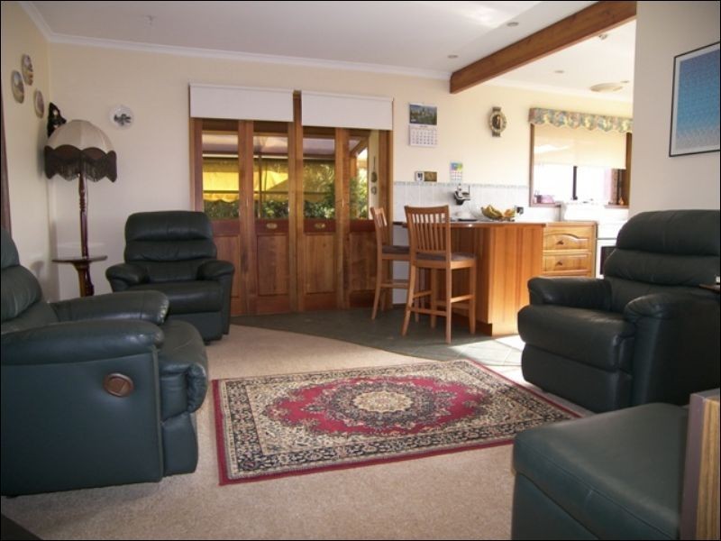 16 Firth Road, Lenah Valley TAS 7008