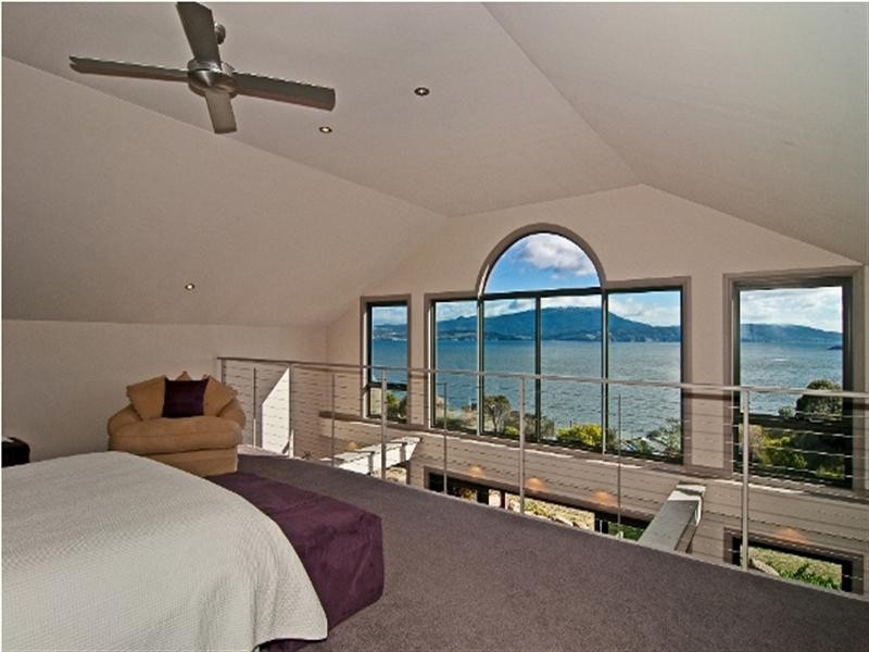 65 Fort Direction Road, South Arm TAS 7022