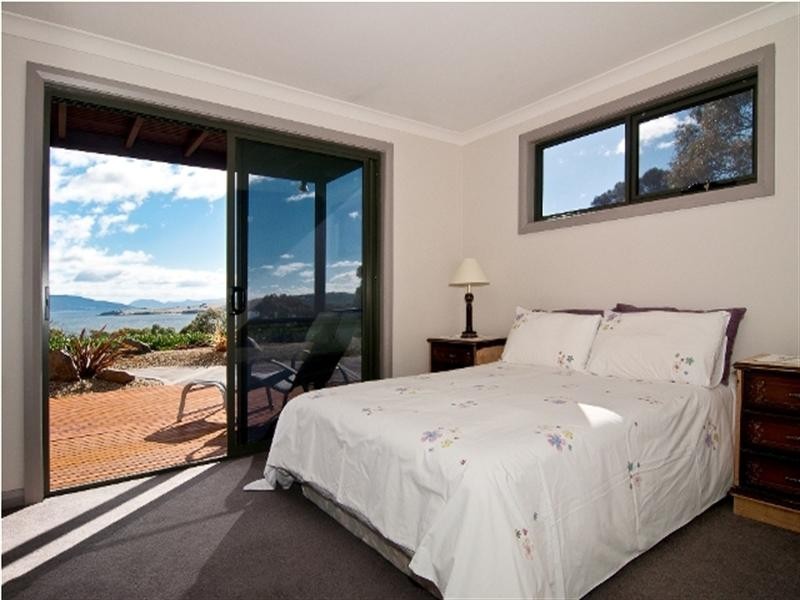 65 Fort Direction Road, South Arm TAS 7022
