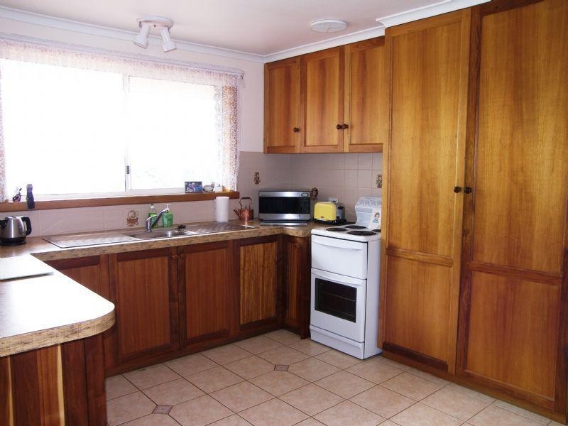 5 Barton Avenue, Triabunna TAS 7190