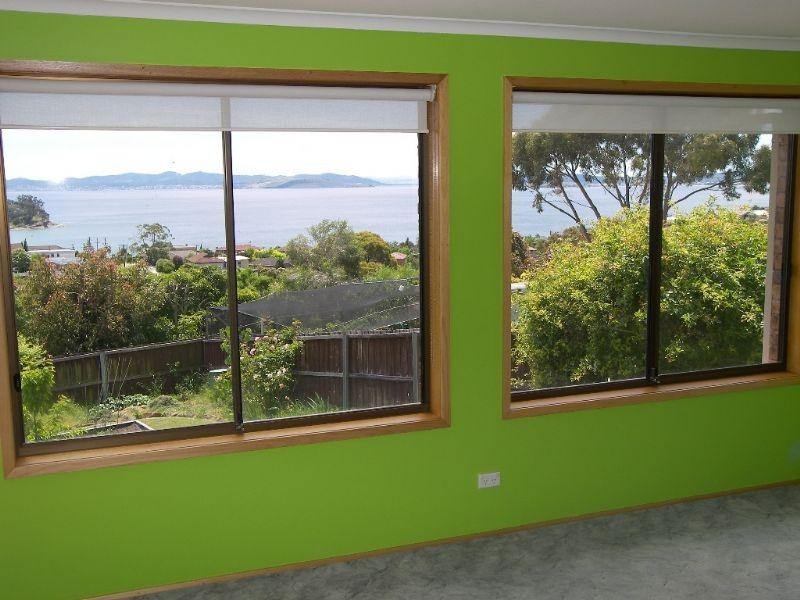 9 Clearwater Court, Blackmans Bay TAS 7052