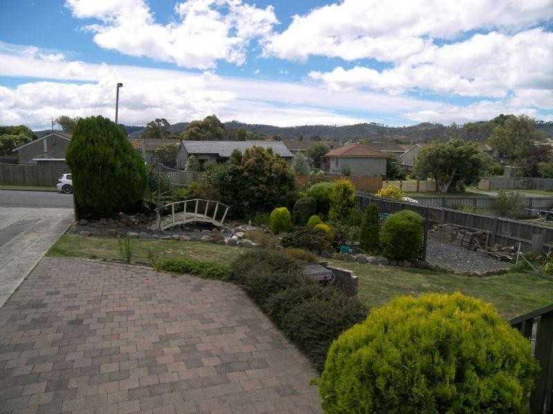 11 Fontain Circle, Rokeby TAS 7019