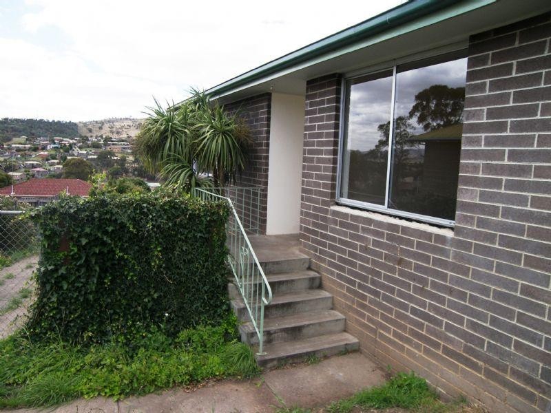 16 Holloway Drive, Herdsmans Cove TAS 7030