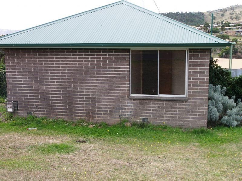 16 Holloway Drive, Herdsmans Cove TAS 7030