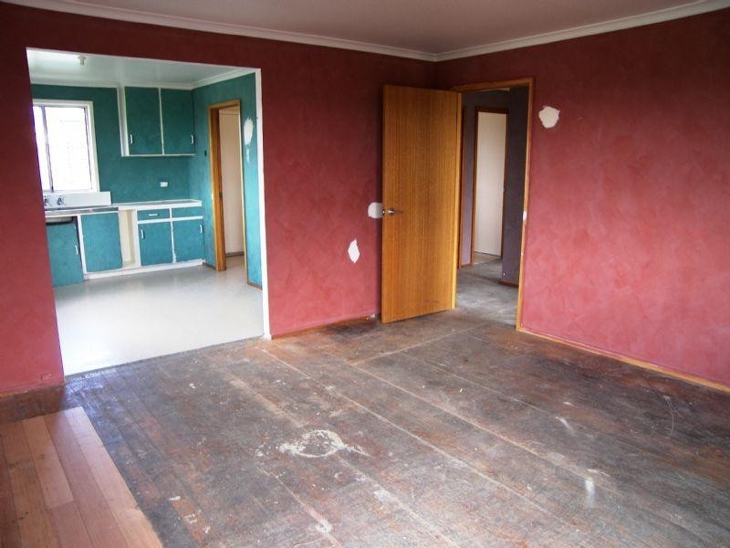 16 Holloway Drive, Herdsmans Cove TAS 7030