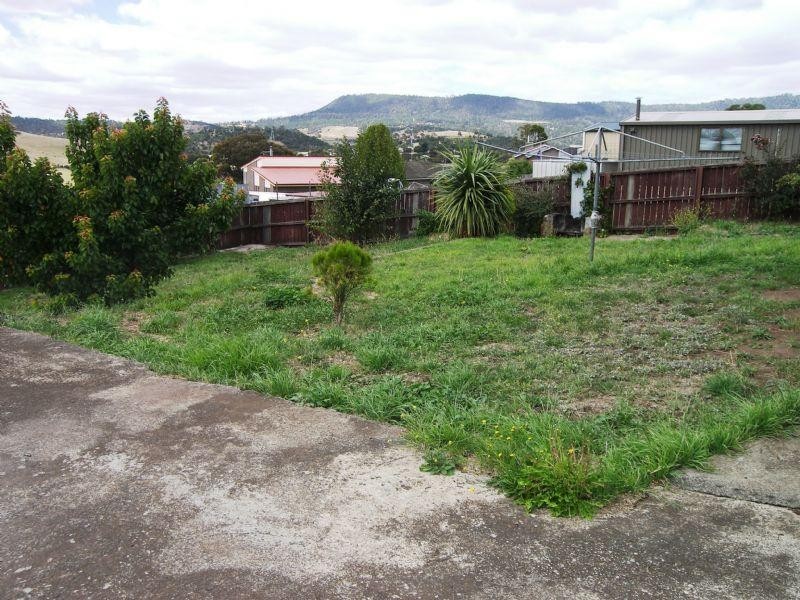 16 Holloway Drive, Herdsmans Cove TAS 7030