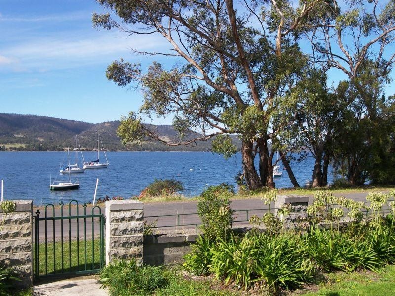 66 Esplanade, Margate TAS 7054