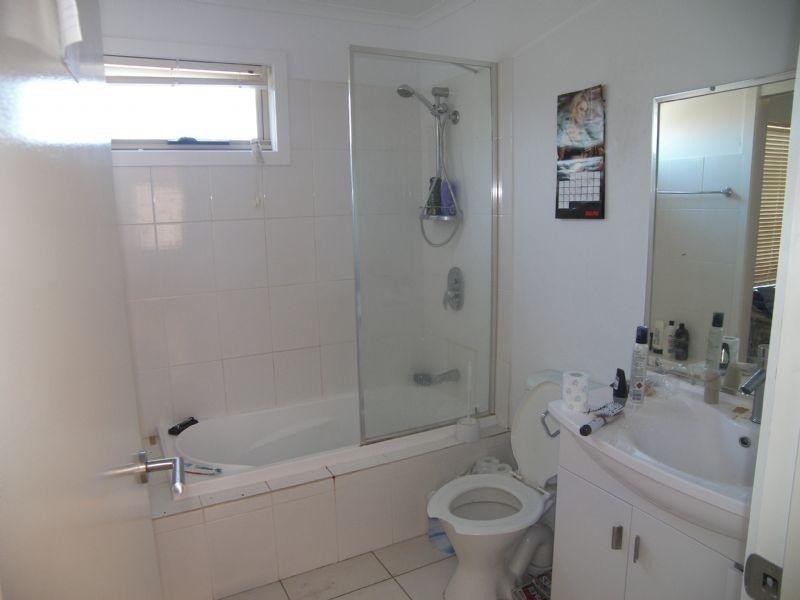 1/5 Aloomba Place, Herdsmans Cove TAS 7030