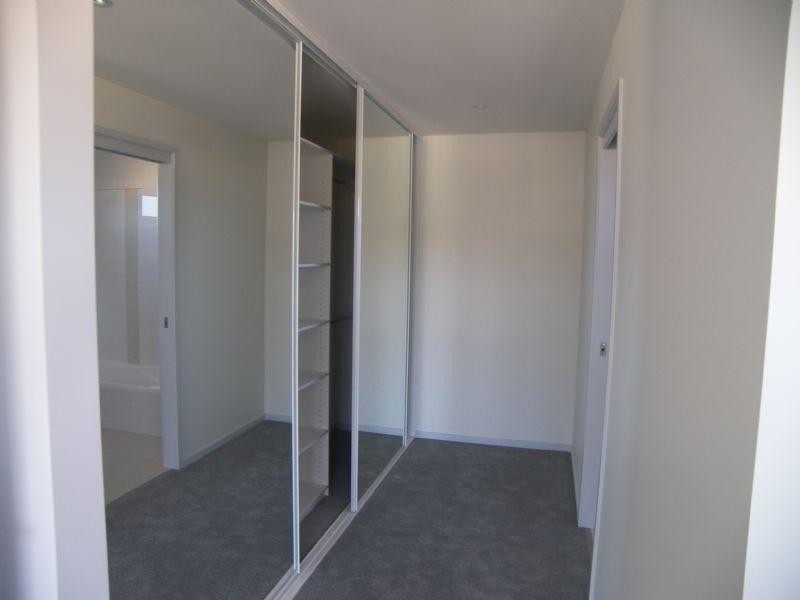 27A Beach Road, Lindisfarne TAS 7015