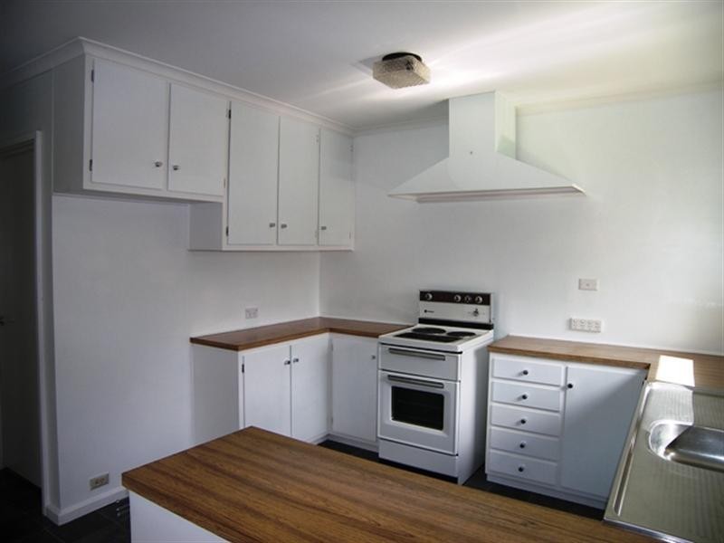 100 Norma Street, Howrah TAS 7018