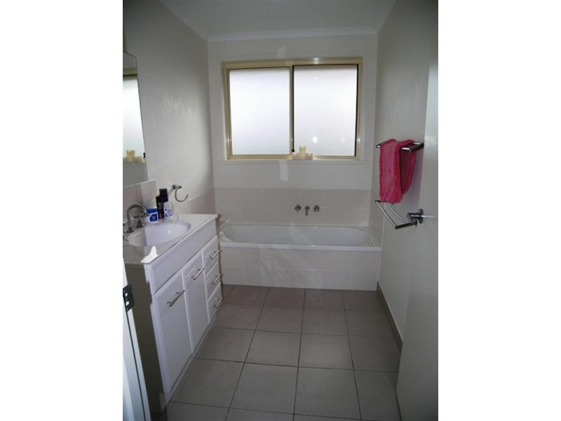 13/3 Russell Road, Claremont TAS 7011