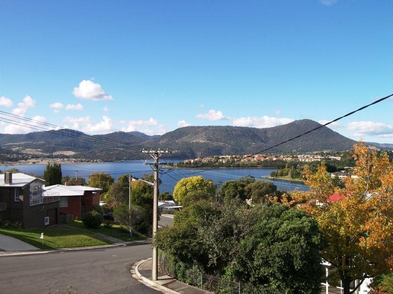 51 Chippendale Street, Claremont TAS 7011