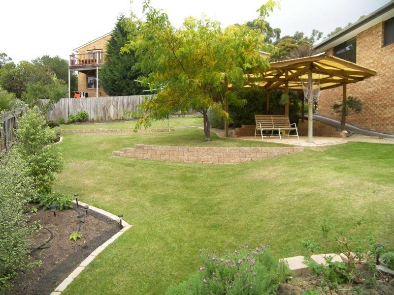 78 Henley Street, Lindisfarne TAS 7015