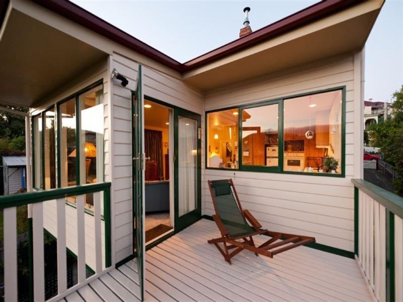 Battery Point TAS 7004
