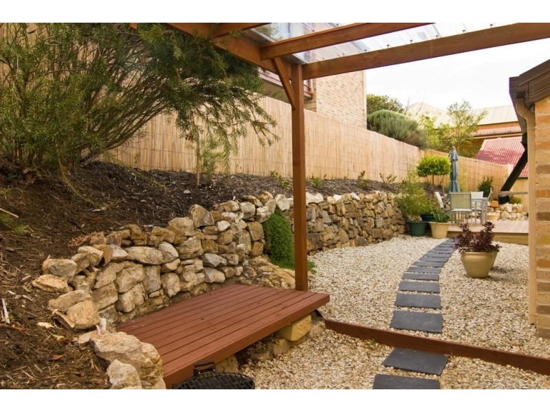 9-11 Pauldon Drive, Sandy Bay TAS 7005