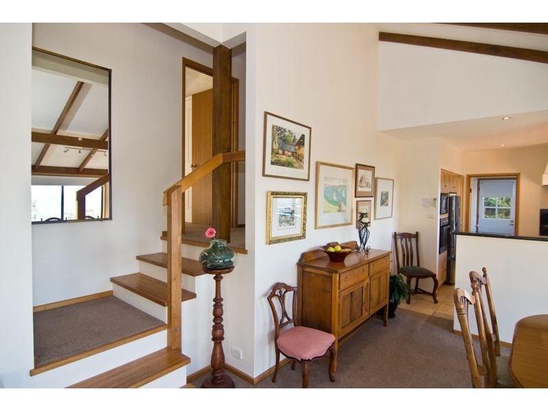 9-11 Pauldon Drive, Sandy Bay TAS 7005