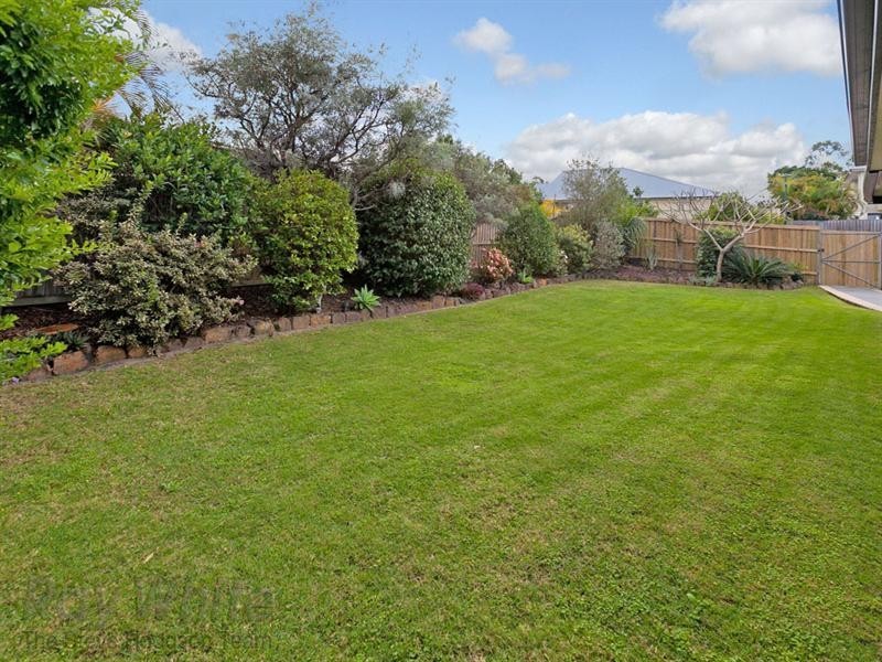 2 Bellevue Place, Springfield Lakes QLD 4300