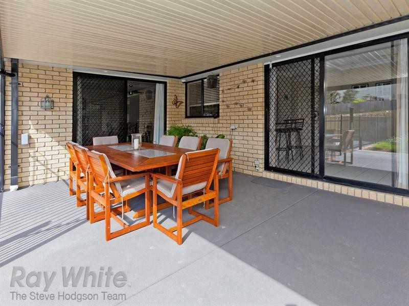 2 Bellevue Place, Springfield Lakes QLD 4300