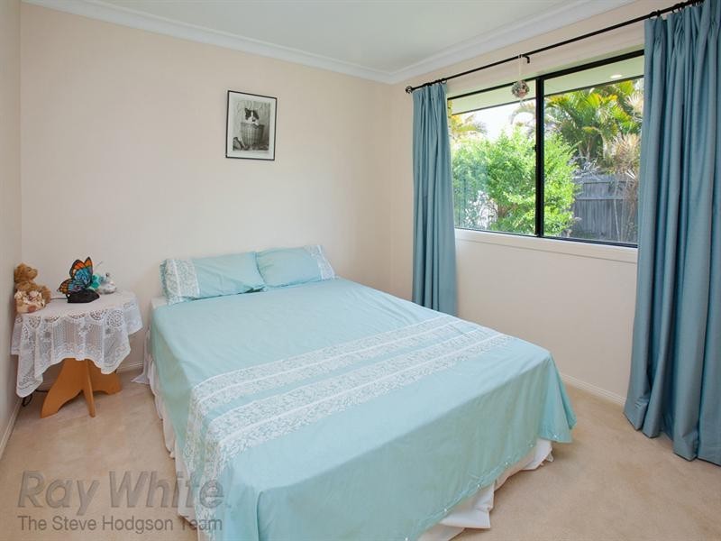 2 Bellevue Place, Springfield Lakes QLD 4300