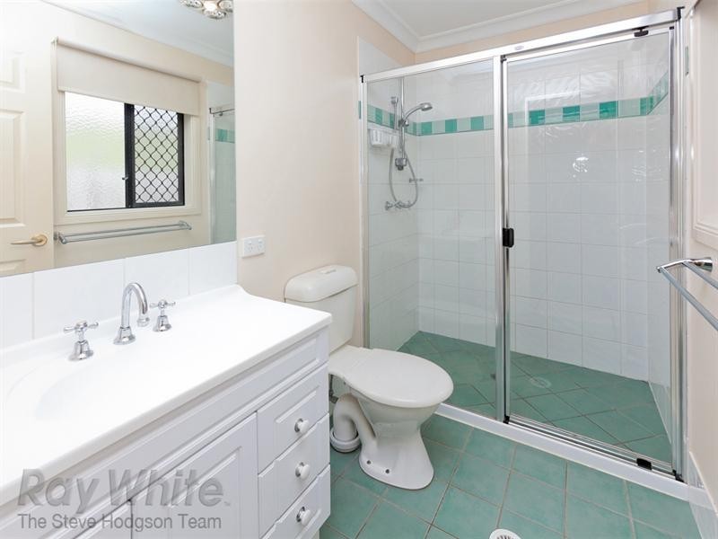 2 Bellevue Place, Springfield Lakes QLD 4300