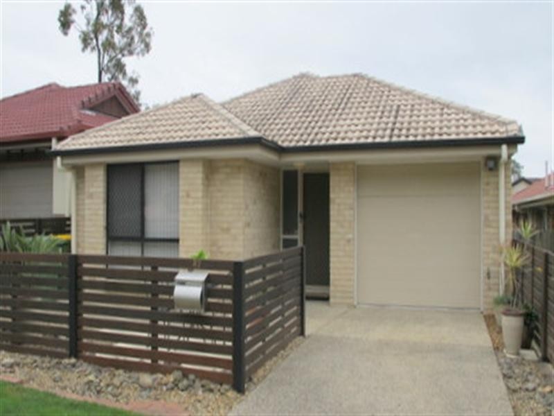 On Jezabel Drive, Springfield Lakes QLD 4300